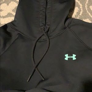 Under Armour Tops - Under Armour Sweatshirt Under Armour Tops - Under Armour Sweatshirt